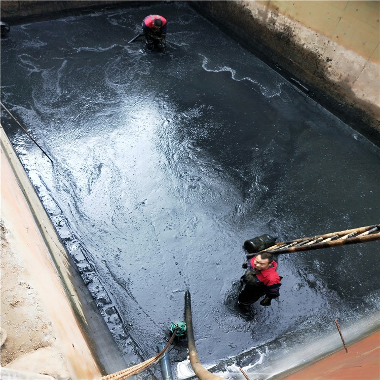 得荣废水池清理