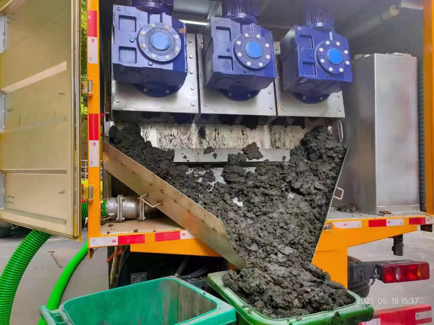 得荣化粪池清掏城市维护站-泥浆净化干湿分离处理